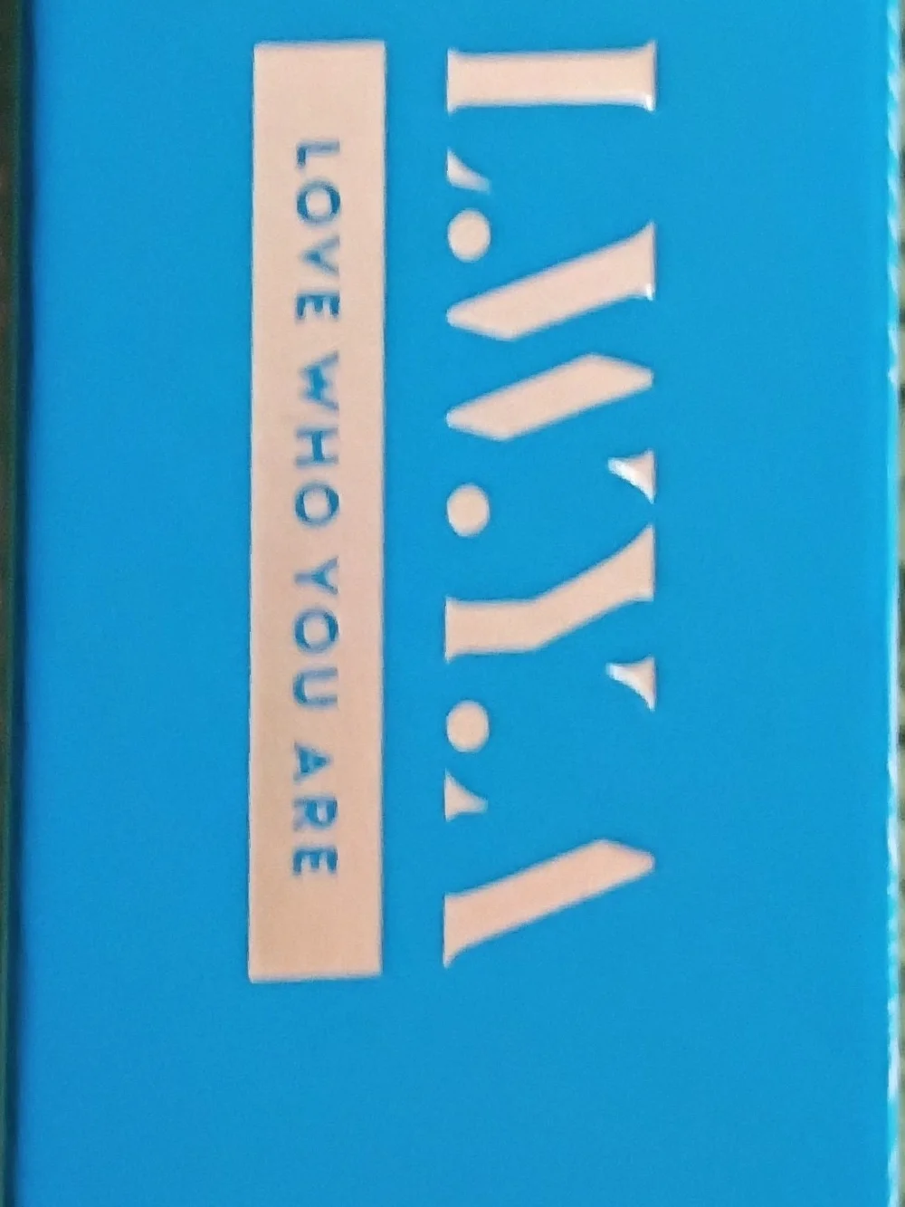 BEACH Babe Bronzer Stick - Turquoise Box